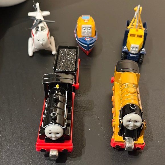 Thomas & Friends Other - Assorted Thomas the tank engine trains etc